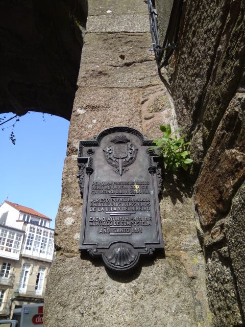 Santiago De Compostela & Valença - Private Tour From Porto - Cathedral Visit and Pilgrims