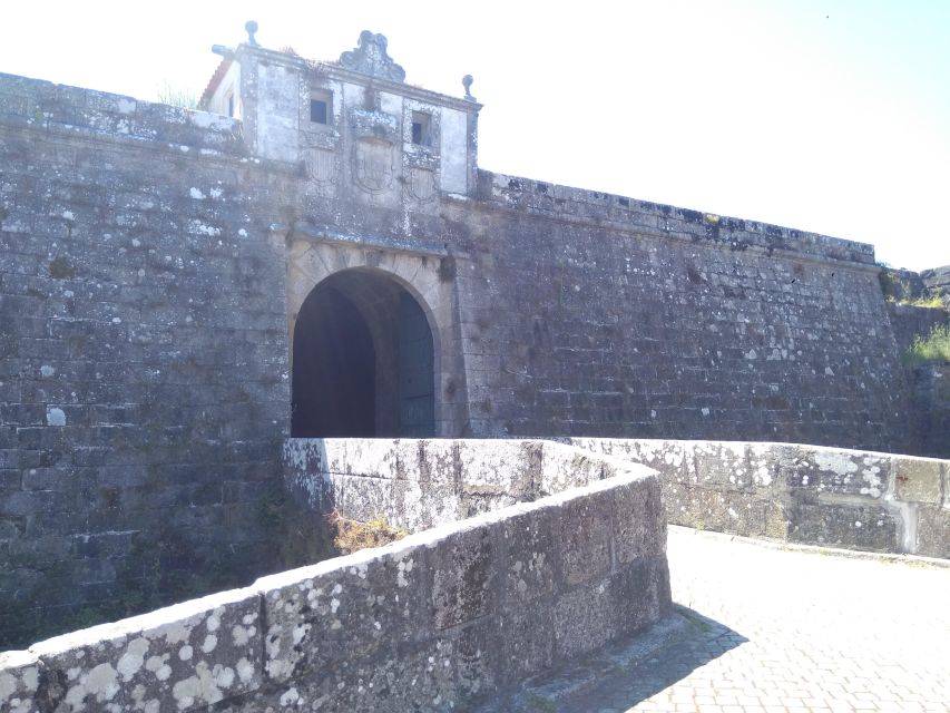 Santiago De Compostela & Valença - Private Tour From Porto - Valença Fortress and Its History
