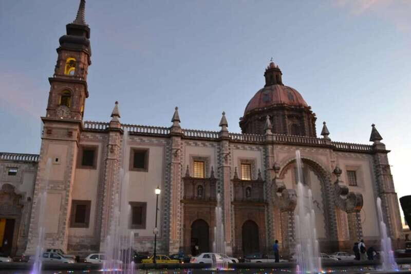 Santiago de Querétaro: Private History Walking Tour - In Summary