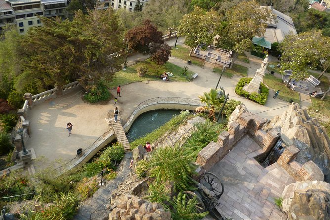 Santiago Sightseeing Classic City Tour - Experiencing the Tour
