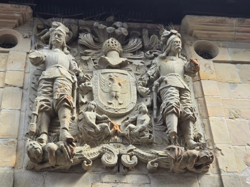Santillana Del Mar: Exclusive Private Tour With the Collegiate Church of Santa Juliana - Key Points