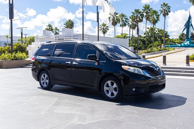 Santo Domingo Airport Transfer to Your Hotel in Punta Cana - Airport Meet and Greet