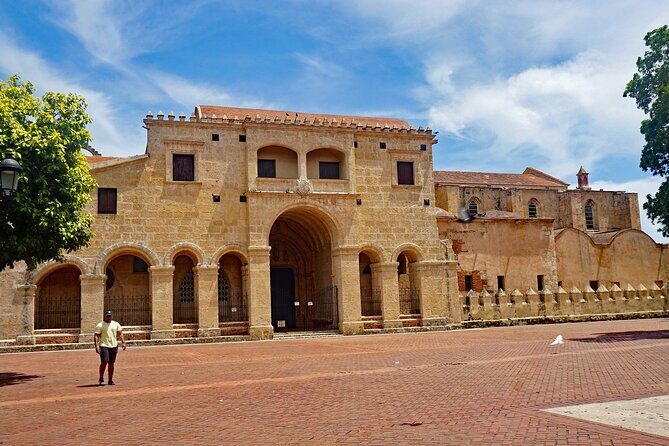 Santo Domingo & Alto De Chavon Full Day Small Group Experience - The Sum Up