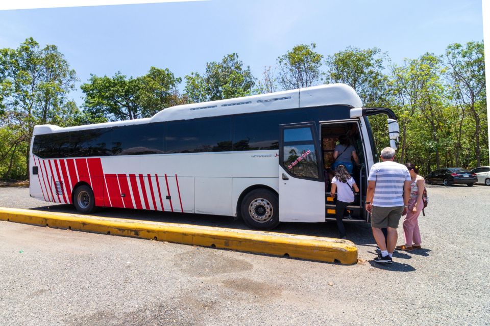 Santo Domingo City Tour: Colonial City, Los Tres Ojos, Lunch - Key Points