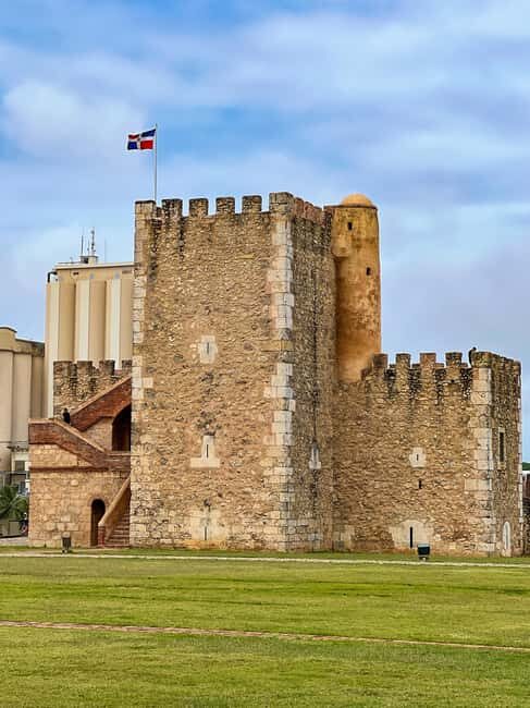 Santo Domingo Excursion: Discover the Capital of the Dominican Republic - Exploring Santo Domingo in Depth