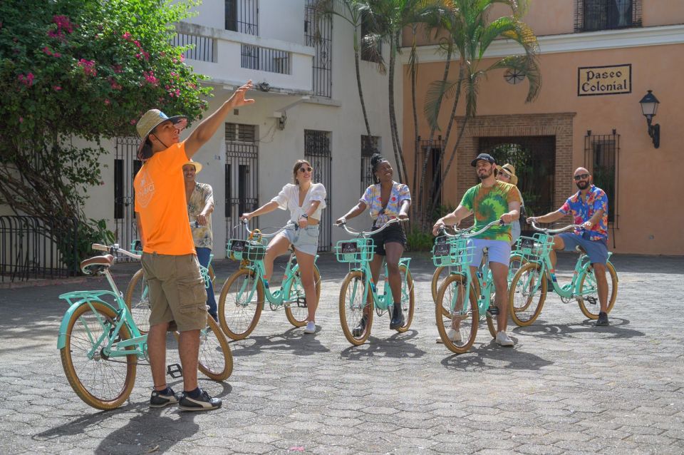 Santo Domingo: Guided Bike Tour of the Colonial City Neighborhood - Exploring the Ciudad Colonial