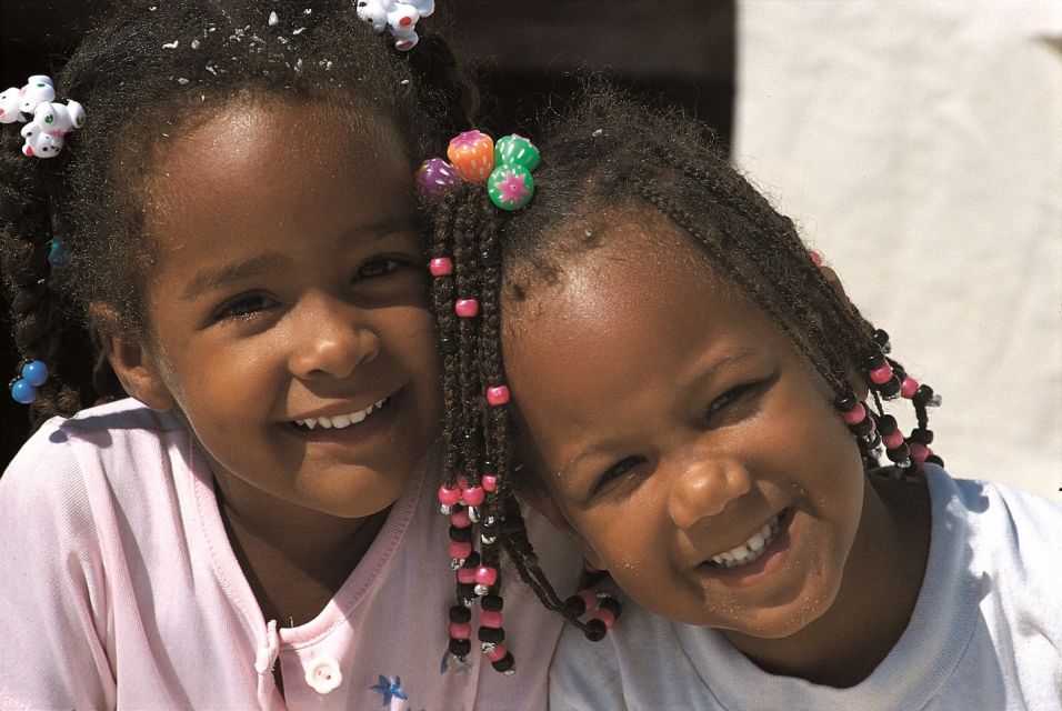 Santo Domingo: Private Family-Friendly Walking Tour - Artisan Ice Cream