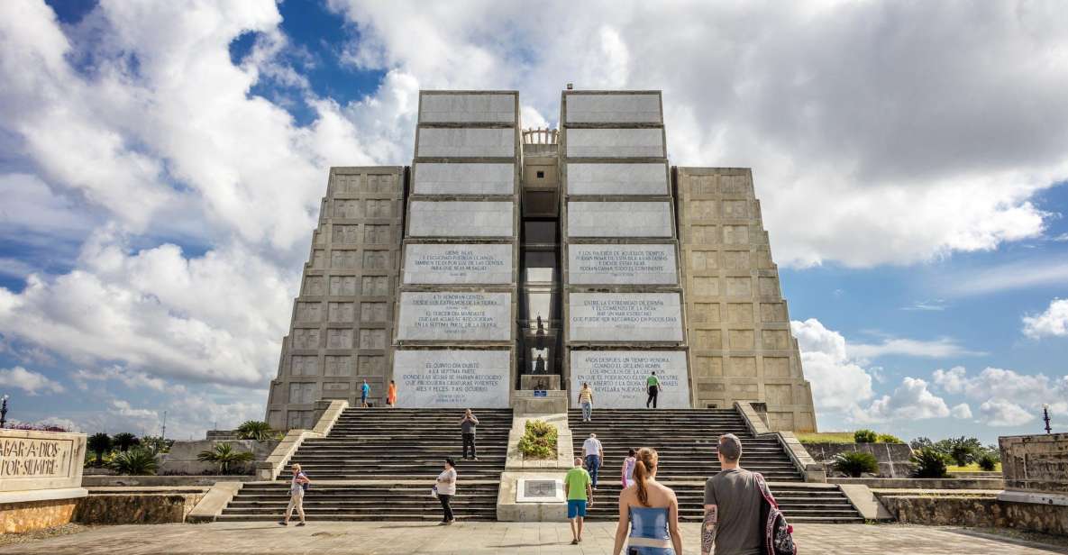 Santo Domingo Sightseeing Tour With Lunch - Tour Duration and Timing