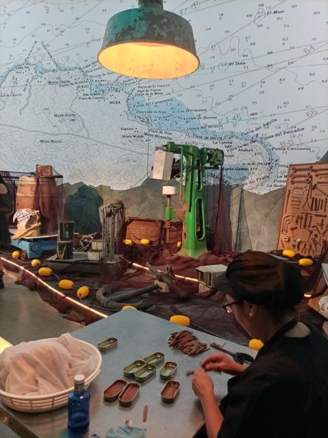 Santoña: Anchovy Art Gallery With Fishing Port and Market - Good To Know