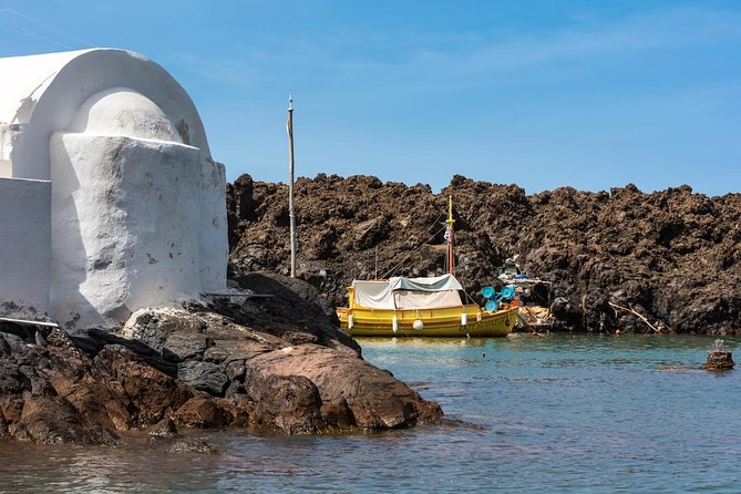 Santorin Caldera and Thirasia Island Cruise  - Santorini - Tour Safety and Comfort Measures
