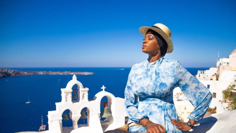 Santorini: 40-Minute Oia Photoshoot - What This Tour Is and Isn’t