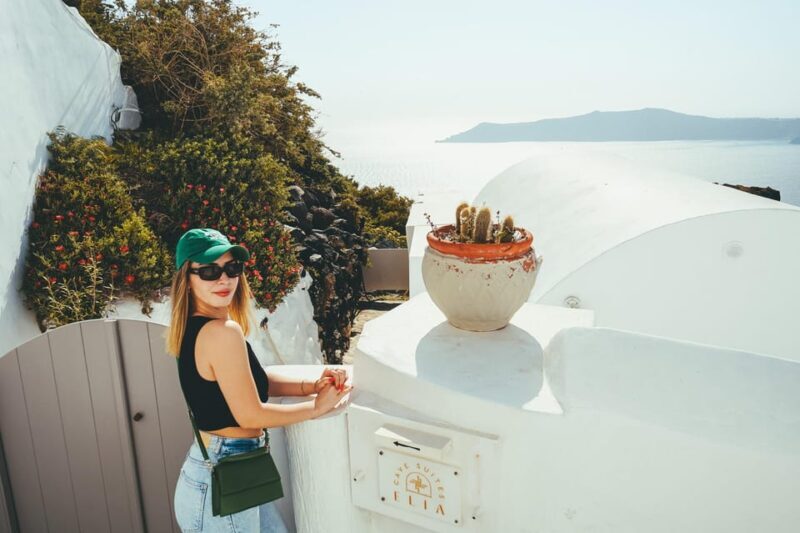 Santorini Best of Custom Tour with Local Guide & Pick-Up - Who Should Consider This Tour?
