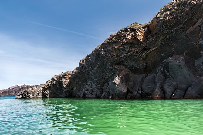 Santorini Caldera Cruise Tour (Volcano, Hot Springs, Thirassia) - Meeting and Pickup