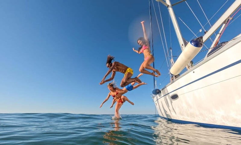 Santorini: Caldera Sail & Swim Tour for Cruise Travelers - Exploring Fira After the Cruise