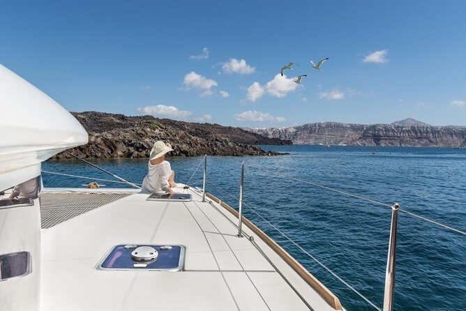 Santorini Caldera Sailing Tour with BBQ Lunch and Drinks - The Sum Up