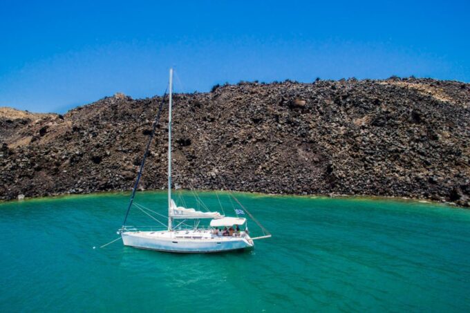 Santorini Caldera: Sunset Sailing Cruise With Meal - Tips for a Great Experience