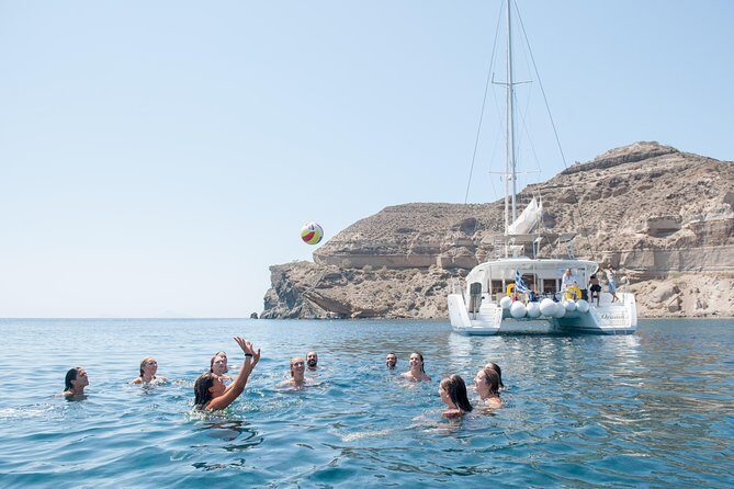 Santorini Catamaran Cruise with Fresh Meal and Open Bar - FAQ