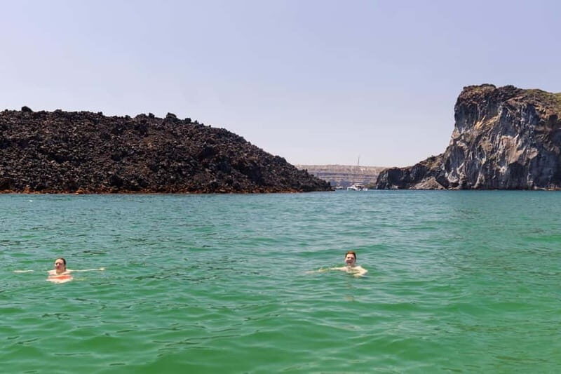 Santorini: Catamaran Cruise with Fresh Meal & Open Bar - Who Should Book This Tour?