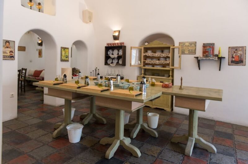 Santorini: Cooking Class, Local Menu and Dessert With Wine - Customer Reviews
