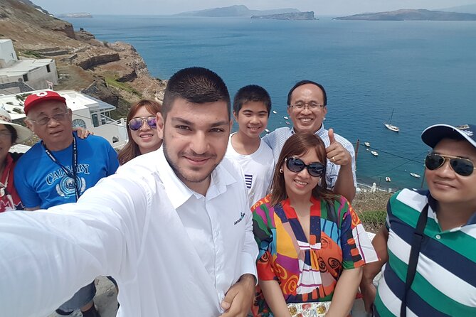 Santorini Custom-Made Private Sightseeing Tour - Explore Picturesque Santorini