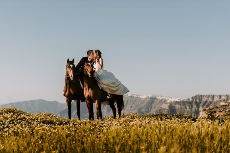 Santorini: Exclusive Private Horse Riding With Picnic - Inclusions and Amenities