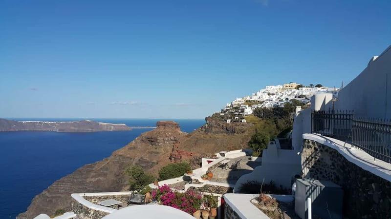 Santorini: Fira to Oia Caldera Hike with Guide - The Itinerary: A Closer Look