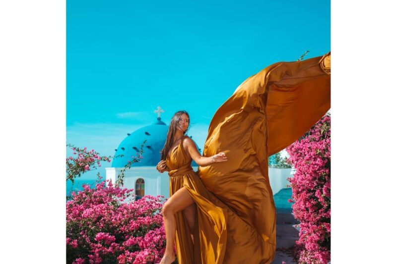 Santorini: Flying Dress Photoshoot with Edited Photos - Frequently Asked Questions