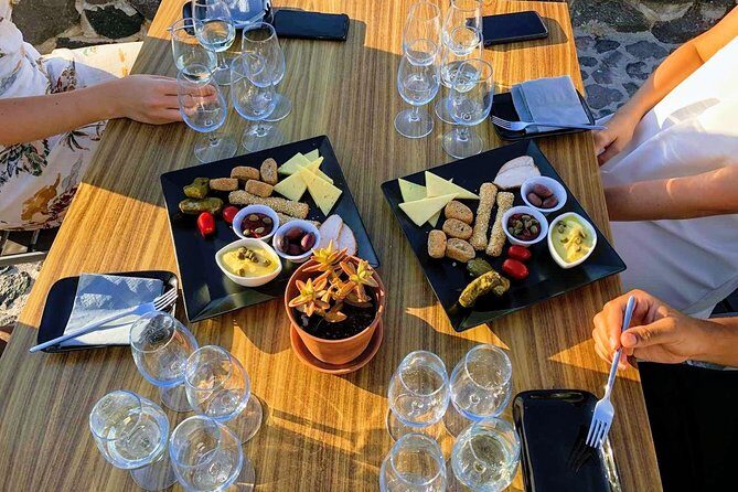 Santorini Food & Wine Tour: Eat and Taste Like a Local - A Closer Look at the Itinerary