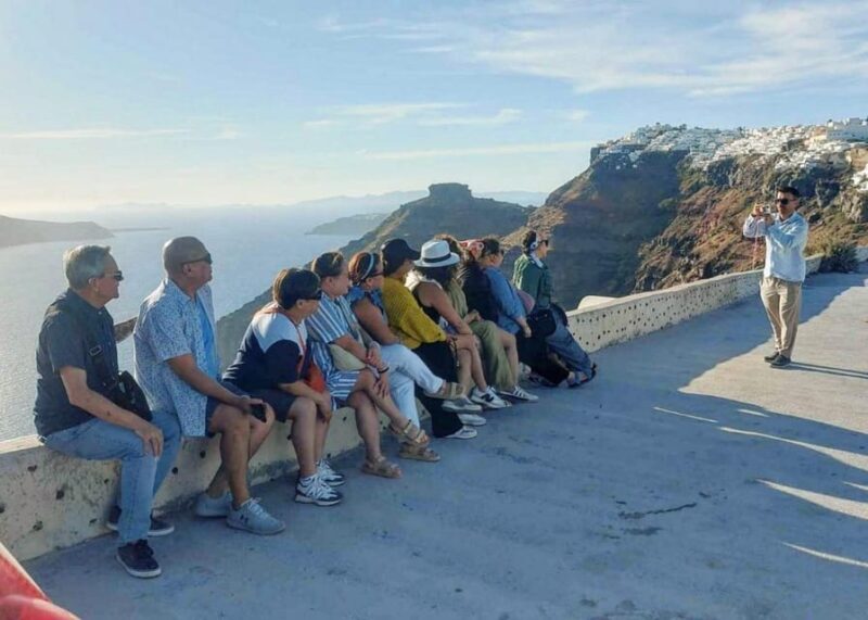 Santorini Full-Day Tour: Explore the Top Sights with a Local - Analyzing the Value