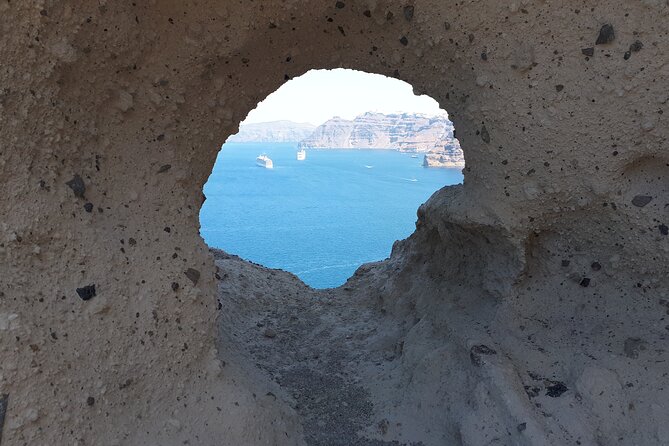 Santorini Highlights& Wine Tasting Private Tour - Inclusions and Amenities
