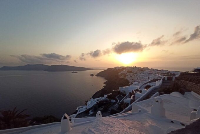 Santorini : Iconic Highlights Tour - Accessibility Considerations