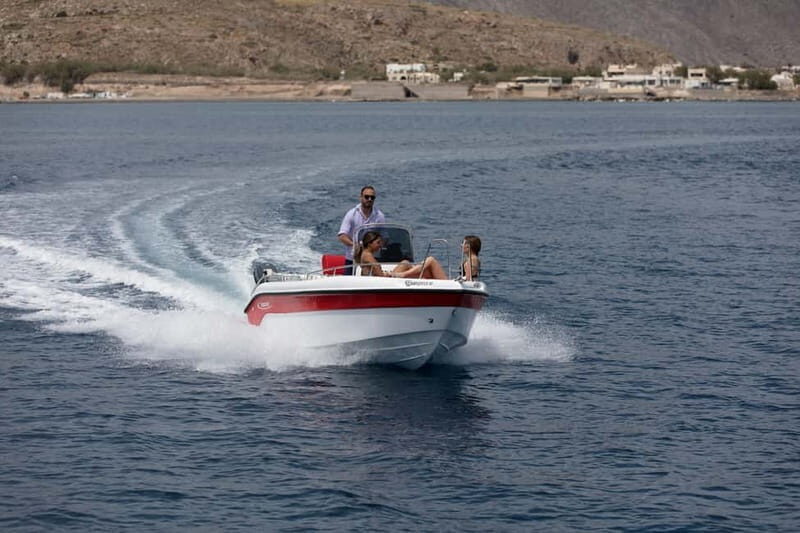 Santorini: license free boat in Santorini - Discovering Santorini by License-Free Boat