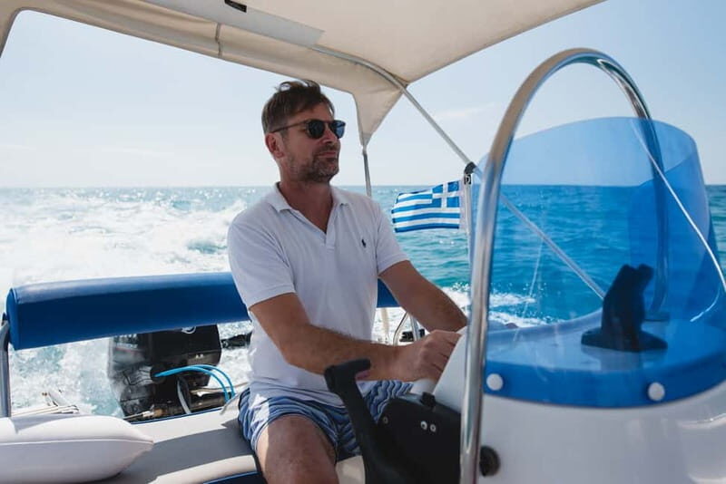Santorini: License-Free Boat Rental with Ice, Water, & Fruit - The Real-World Experience: What Travelers Say