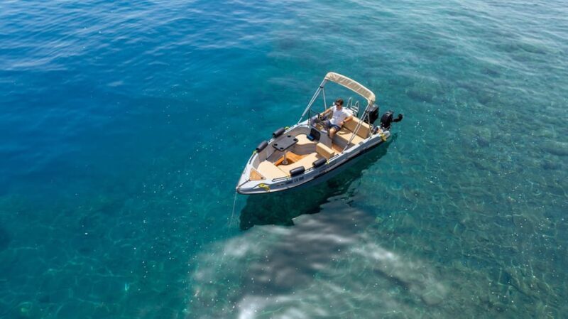 Santorini: Motor Boat Full-Day or 5-Hour Rental - Key Points