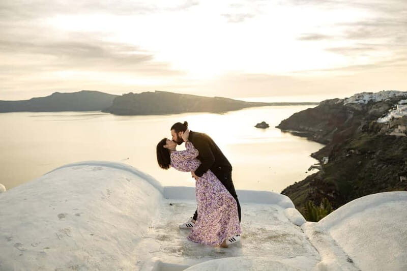 Santorini: Photo Tour With Professional Photographer - FAQs