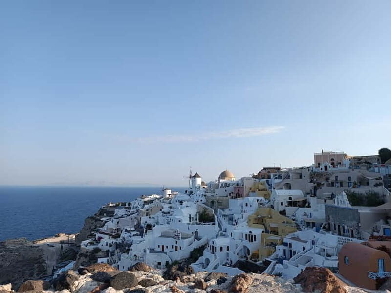 Santorini: Private Guided Sightseeing Day Tour - Exploring Santorini with a Private Guide