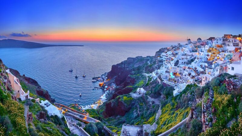 Santorini: Private Guided Sunrise Tour With a Sunrise View - Popular Locations to Visit