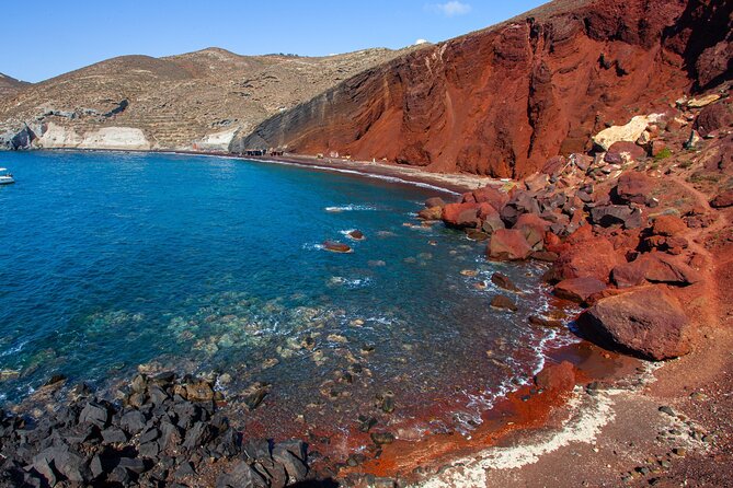 Santorini Private Highlights Tour & Wine Tasting With Local Guide - Exploring Scenic Spots