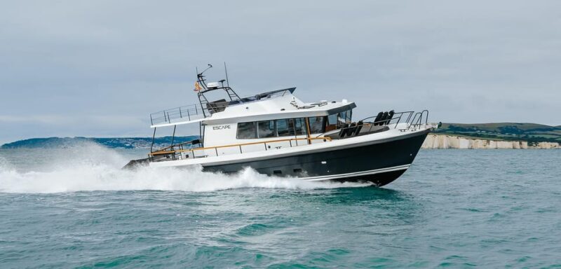 Santorini: Private Motor Yacht Cruise with Meal & Open Bar - A Closer Look at the Experience