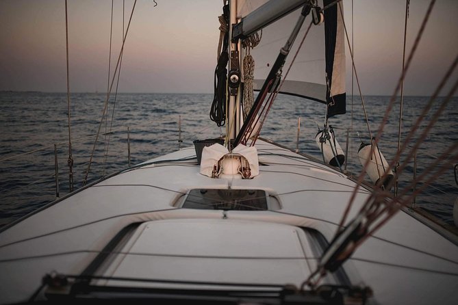 Santorini Private Sunset Sailing Tour With Dinner, Drinks &Transfer Included - Details About the Tour