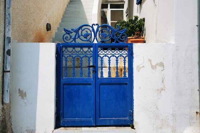 Santorini Private Tour Highlights 6h for Groups and Families - Practical Details and Considerations