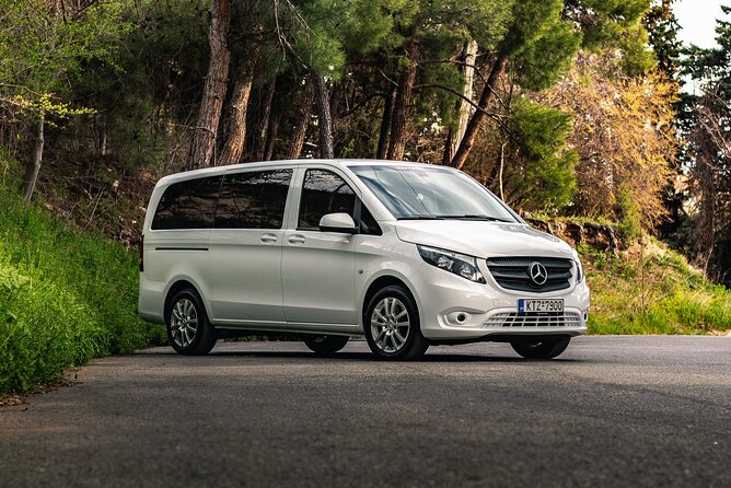 Santorini Private Transfer From or To the Ferry Port - Booking and Pricing