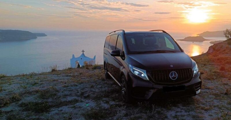 Santorini Private Transfer From/To Port - Communication and Assistance