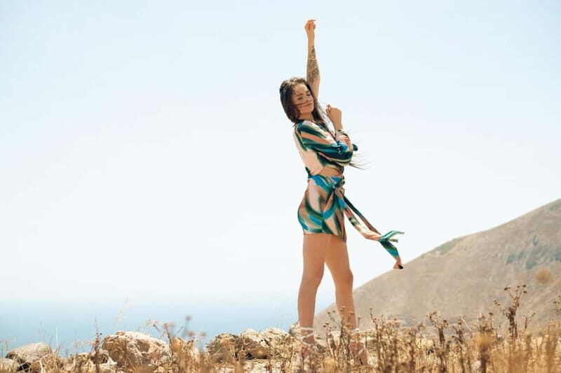 Santorini: Pyrgos Village Cinematic Photoshoot Experience - Practical Aspects: Who, When, and How