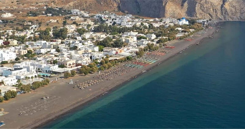 Santorini: Red Beach and Perissa With Lunch and Sunbeds - Key Points