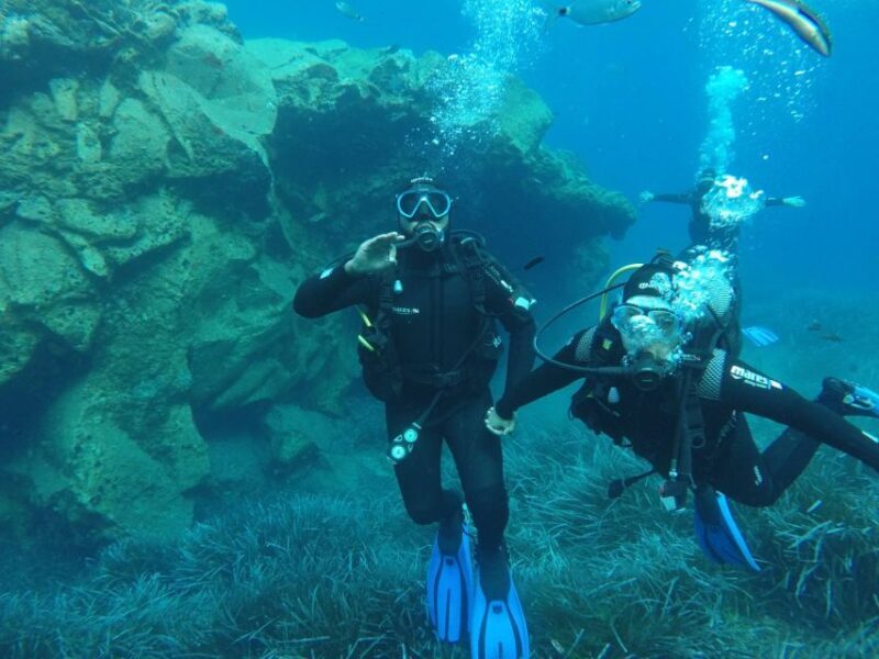 Santorini: Scuba Diving Experience in Caldera for Beginners - The Sum Up