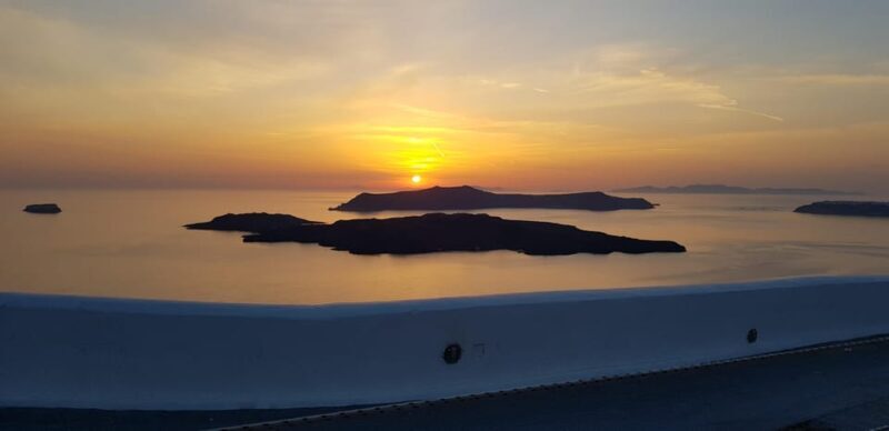 Santorini: Sightseeing Island Tour (Private) - How the Itinerary Works and Why It Matters