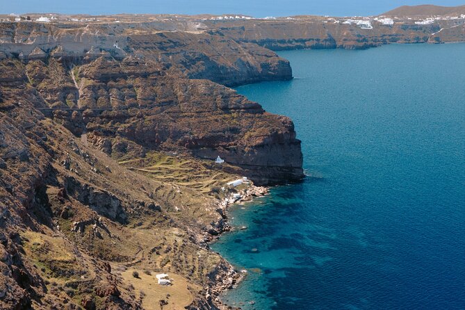 Santorini Soiree: Discover the Islands Magic With a Funky Twist - Indulging in Local Cuisine