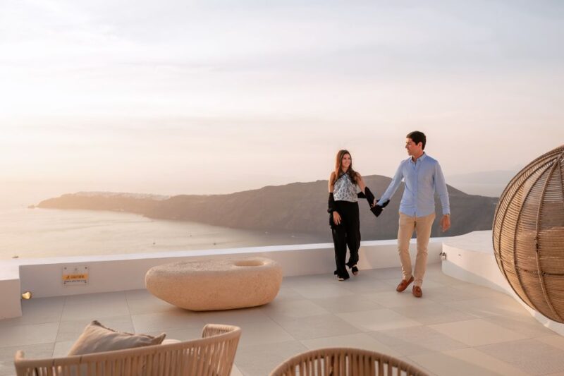 Santorini: Sunset Photo Shoot With a Personal Photographer - Included Services and Amenities