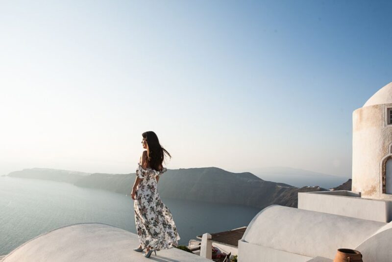 Santorini Unfiltered: Luxury Photoshoot with a Photographer - The Practicalities